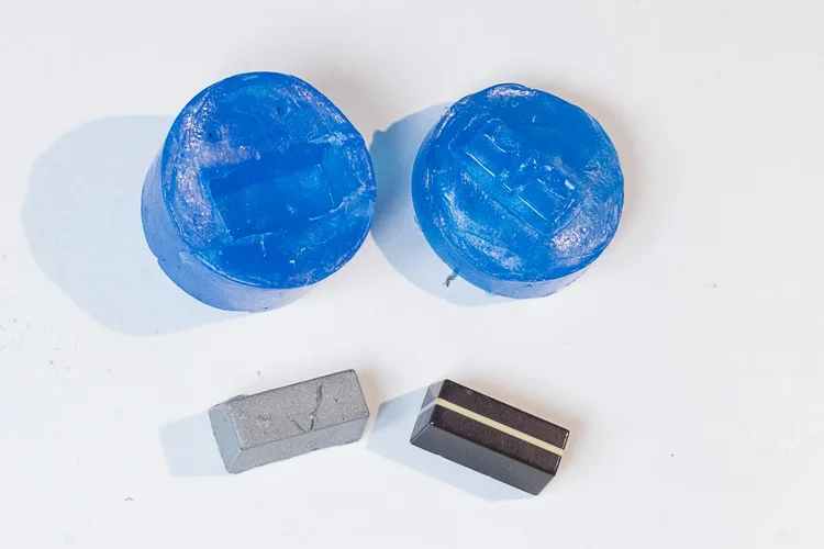 DX7-Aufbereitung-Fadercap-abguss-easy-B (1 von 5).webp DX7-Aufbereitung-Fadercap-abguss-easy-B (1 von 5).webp