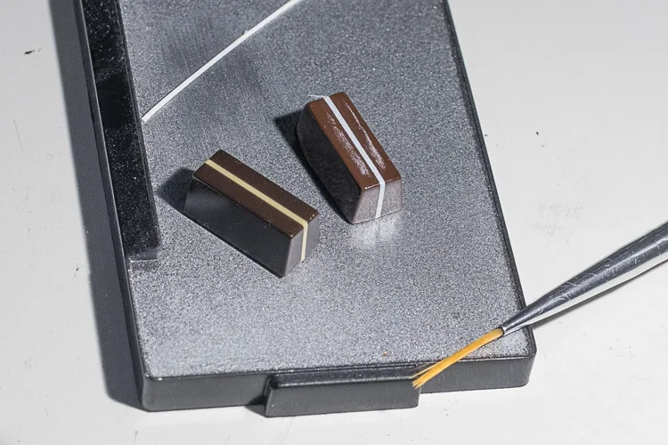 DX7-Aufbereitung-Fadercap-abguss-easy-Brown (4 von 4).webp DX7-Aufbereitung-Fadercap-abguss-easy-Brown (4 von 4).webp