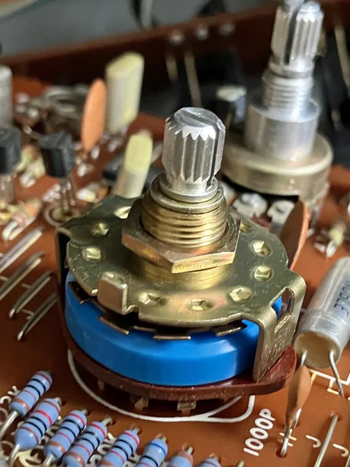 cs5_oktavschalter.jpg cs5_oktavschalter.jpg