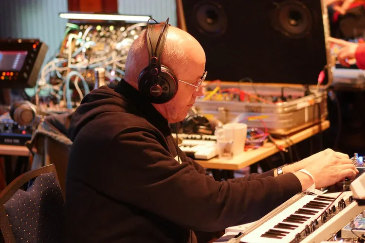 24_0316_GX8_0332bkw.jpg 24_0316_GX8_0332bkw.jpg