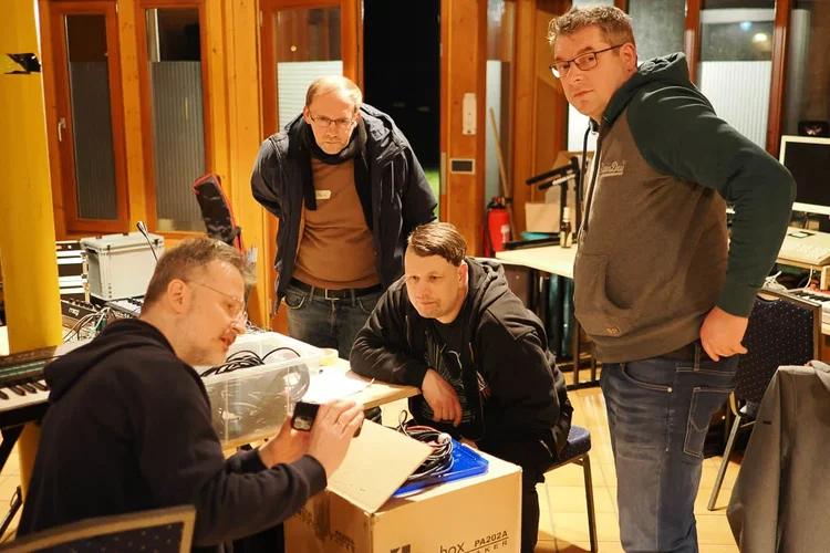 24_0316_OM-1_0029bkw.jpg 24_0316_OM-1_0029bkw.jpg