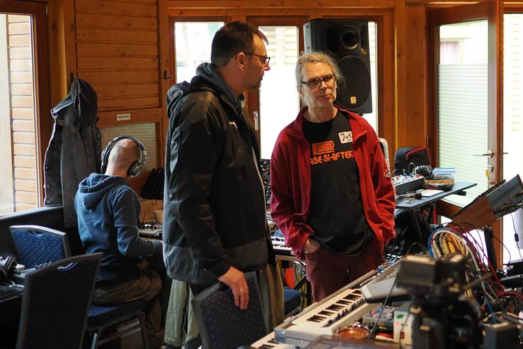 24_0316_OM-1_0030bkw.jpg 24_0316_OM-1_0030bkw.jpg