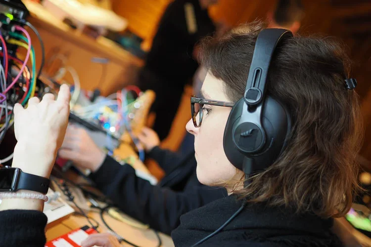 24_0316_OM-1_0033bkw.jpg 24_0316_OM-1_0033bkw.jpg