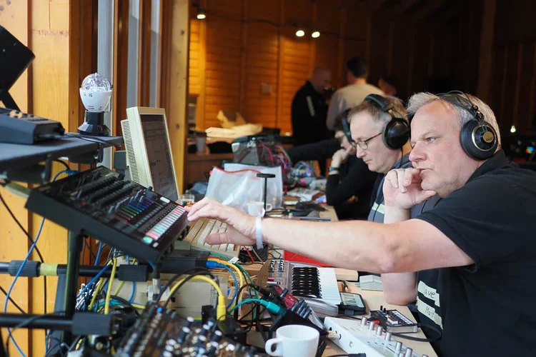 24_0316_OM-1_0039bkw.jpg 24_0316_OM-1_0039bkw.jpg