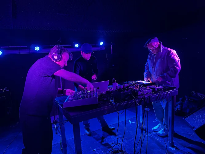 19.4. Köln, Rewohlte, Roland Schappert mit Bob Humid & Hendrik Meyer