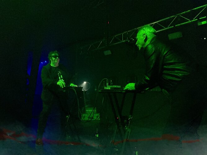 26/27.4. Bönen, Forms of Hands, Rhythmus und Geräusch