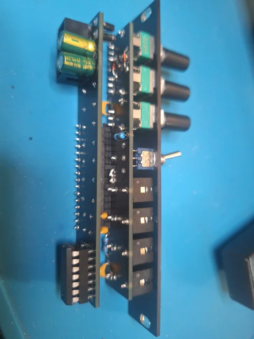 BadgerLFO_S_001.jpg BadgerLFO_S_001.jpg