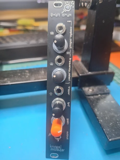 8Bit_Drum_F_002.jpg 8Bit_Drum_F_002.jpg