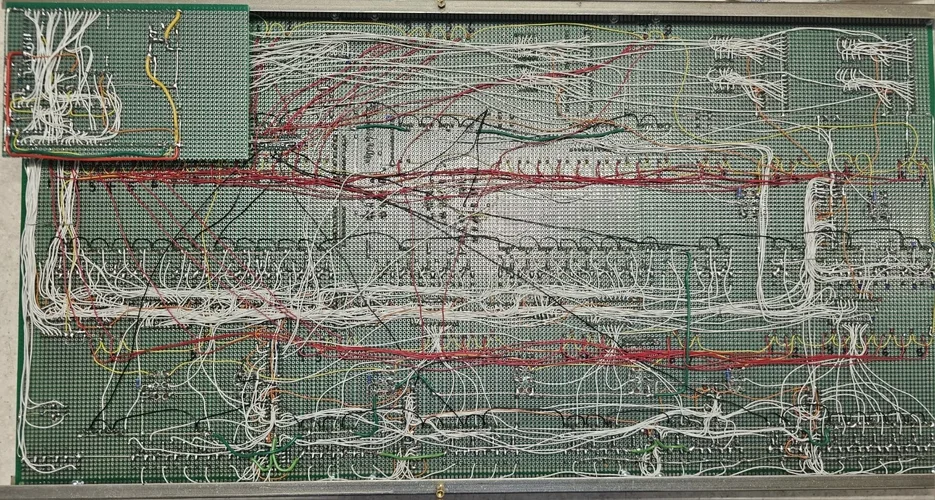 Quadra_wiring.webp Quadra_wiring.webp