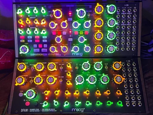 37 Knobotron - Tactile UV Reactive Knob Rings.webp 37 Knobotron - Tactile UV Reactive Knob Rings.webp