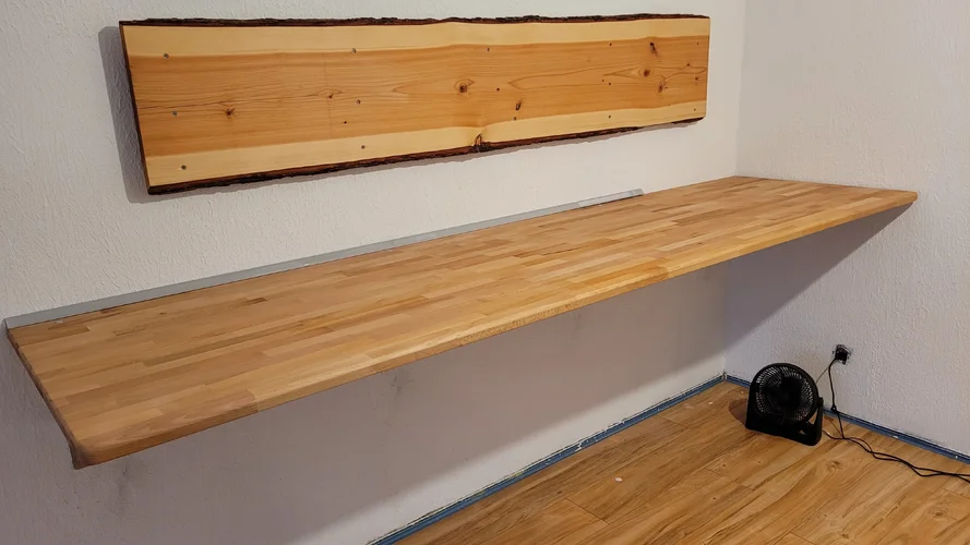 Studiotisch mit Rückwand 1.jpg Studiotisch mit Rückwand 1.jpg