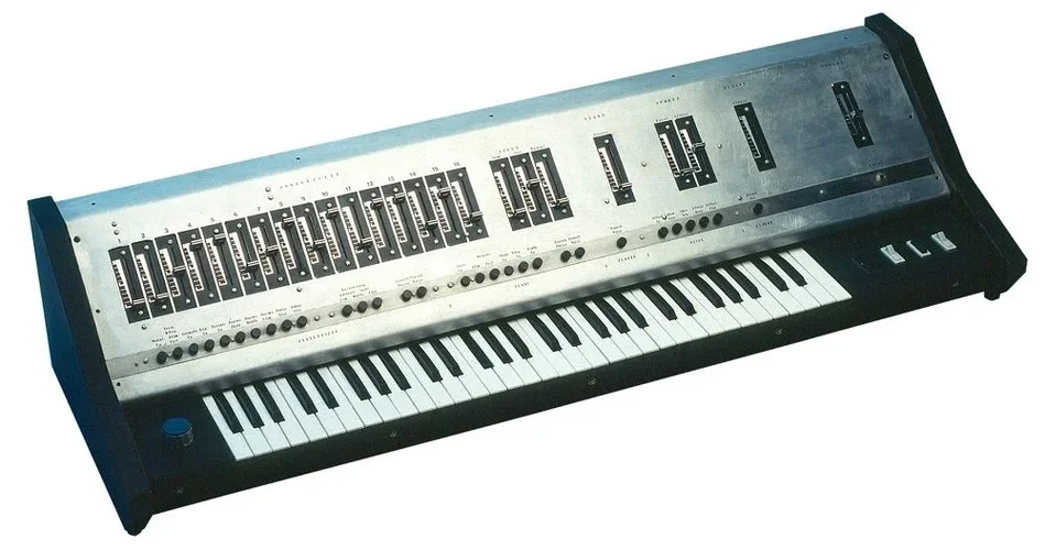 9_UB-1-Synthesizer-1977.webp 9_UB-1-Synthesizer-1977.webp