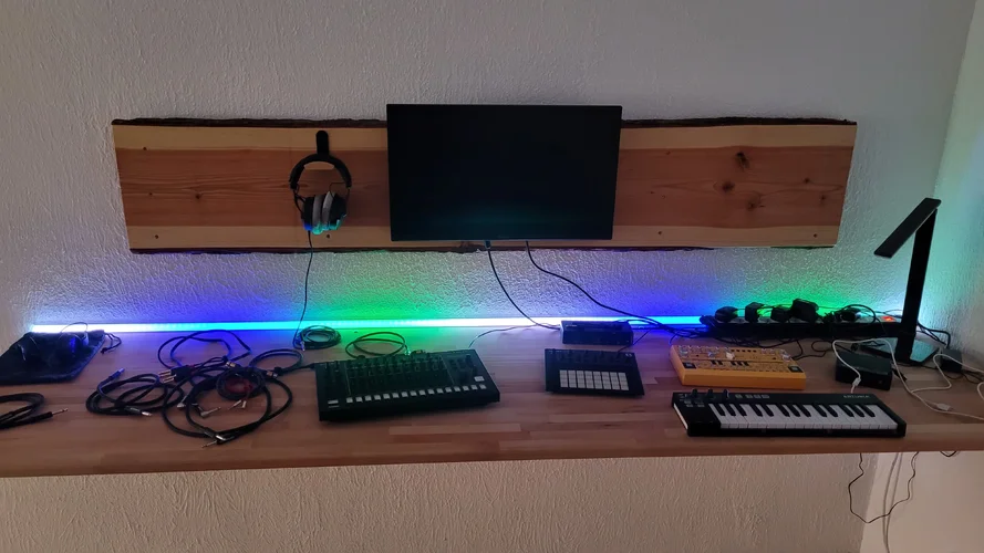 Studio 2.webp Studio 2.webp