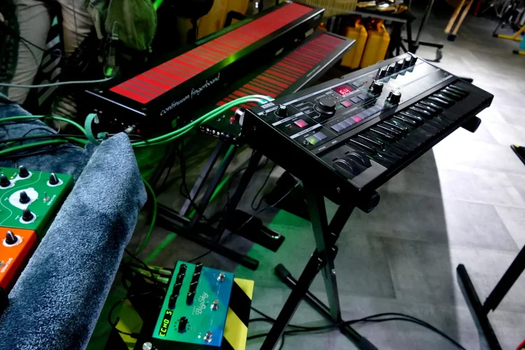 2023-076 Eowave+MicroKorg.webp 2023-076 Eowave+MicroKorg.webp