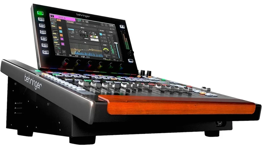 Behringer Wing Compact 000.jpg Behringer Wing Compact 000.jpg