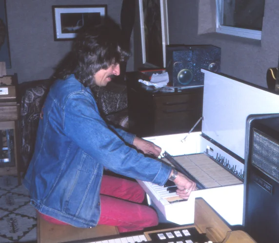 cosmic m400 1996.webp cosmic m400 1996.webp