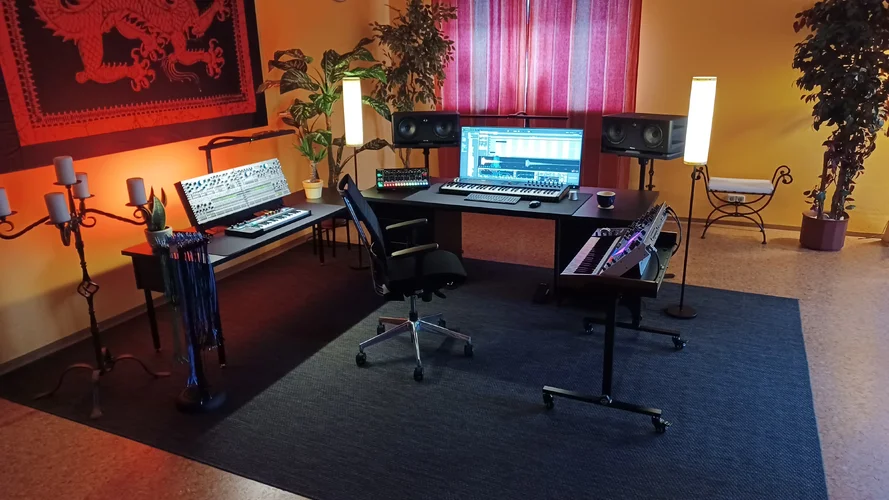 20241118_102645.webp 20241118_102645.webp