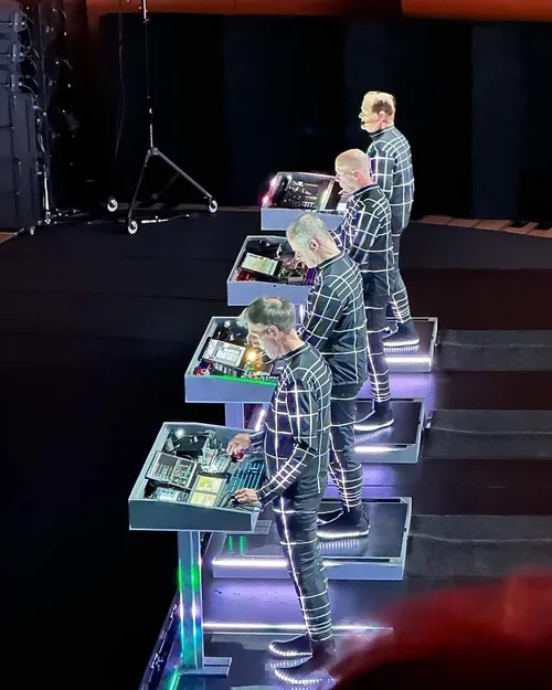 Kraftwerk Neues Set 2024.webp