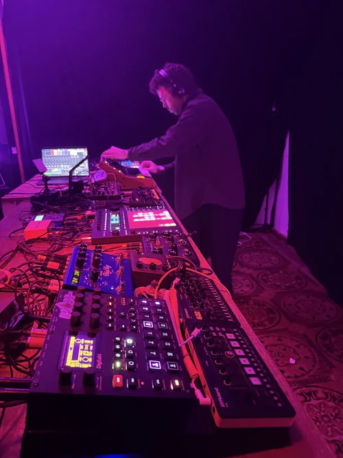 2024-11-23 Köln, Modular Madness, Die Bank