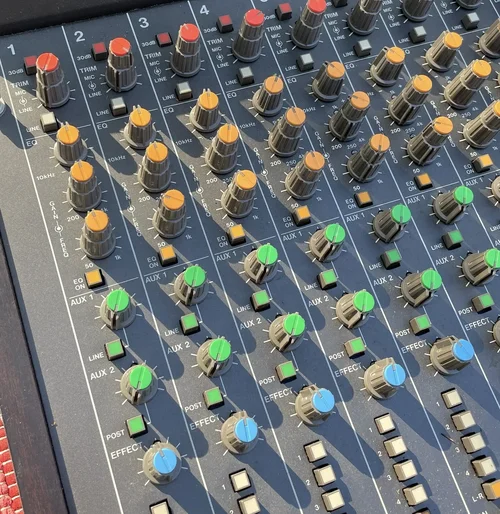 Bildschirmfoto 2025-02-23 um 13.24.32.webp Bildschirmfoto 2025-02-23 um 13.24.32.webp