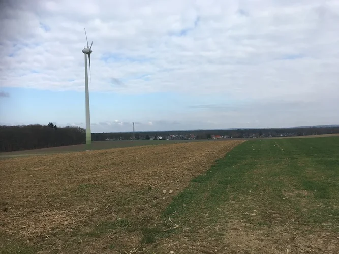 IMG_0957_windrad.JPG IMG_0957_windrad.JPG