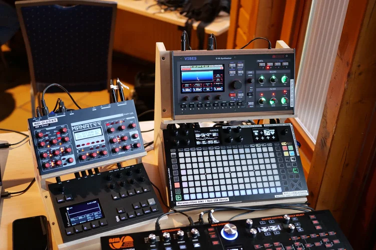 25_0314_LS5_0291bkw.webp 25_0314_LS5_0291bkw.webp