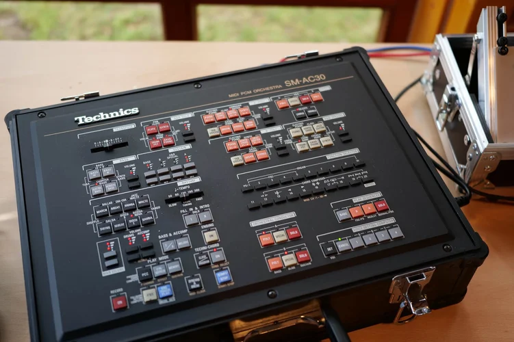 25_0314_LS5_0301bkw.webp 25_0314_LS5_0301bkw.webp