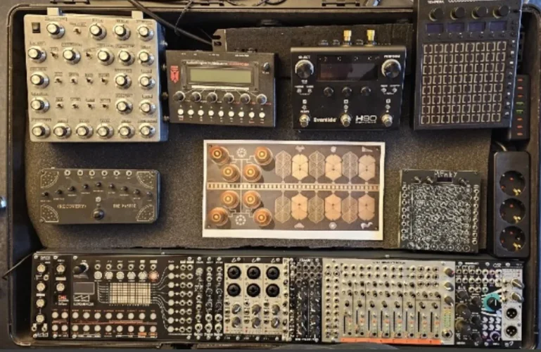 1742654260344.png 1742654260344.png