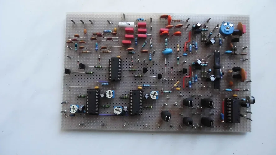 Instrumentenplatte Final (1).webp