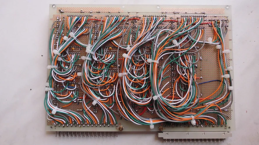 Steuerungsplatine A unten (Final).webp