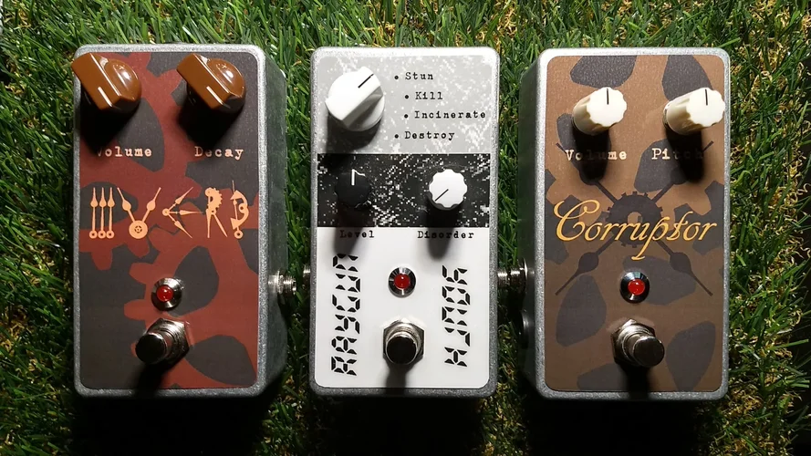 Musikding_Pedal_Kits.jpg Musikding_Pedal_Kits.jpg