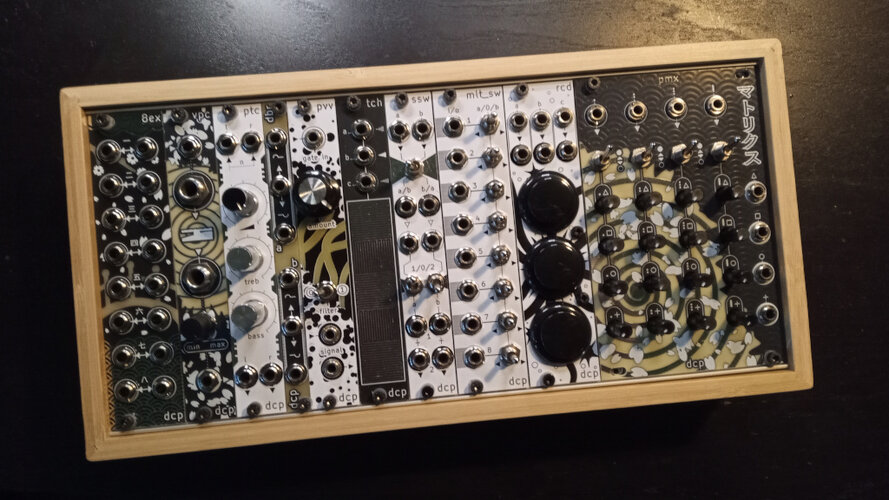 IKEA Hack TAVELÅN 56HP Eurorack Case.jpg