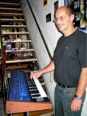 ek-lnge4-18.jpg ek-lnge4-18.jpg