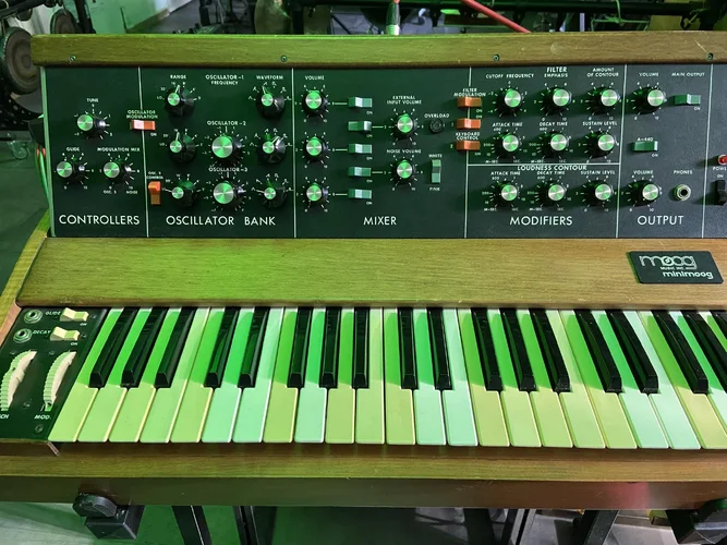 minimoog 1976.webp