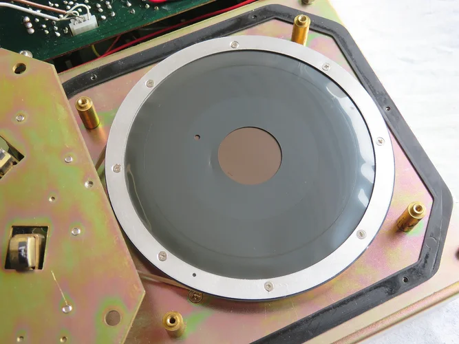 Monacor EM-200 05.jpg Monacor EM-200 05.jpg