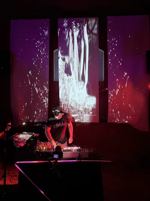 Open Signals 5611.webp