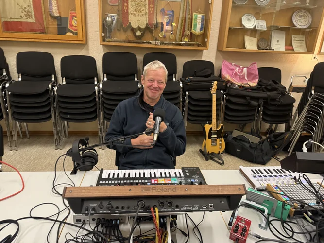 EA Synth Tech 5722.webp