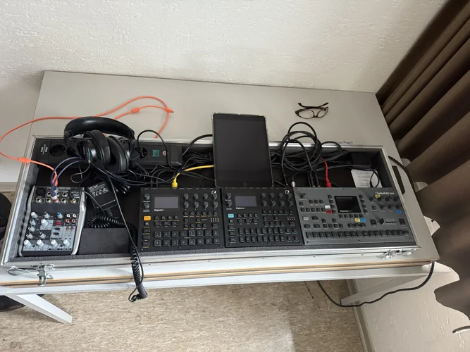 EA Synth Tech 5772.webp