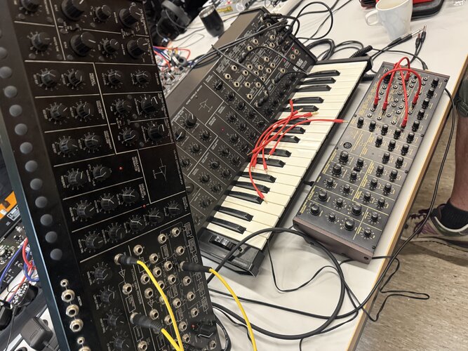 EA Synth Tech 5760.jpeg