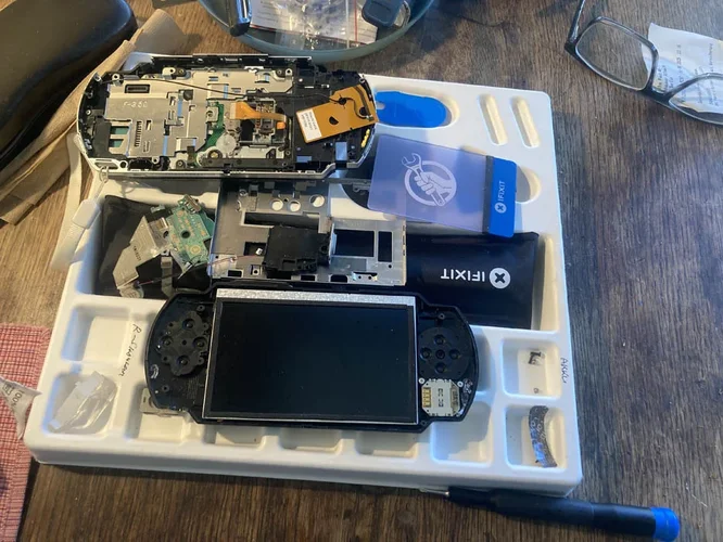 teile-full.jpg teile-full.jpg