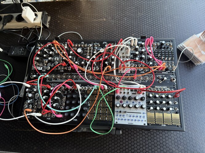 Düsseldorf Modular Performance Büdchentag 7807.jpeg