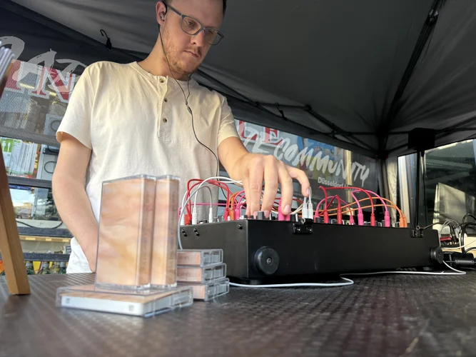 Düsseldorf Modular Performance Büdchentag 7782.jpeg