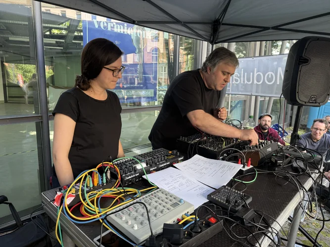 Düsseldorf Modular Performance Büdchentag 7717.webp