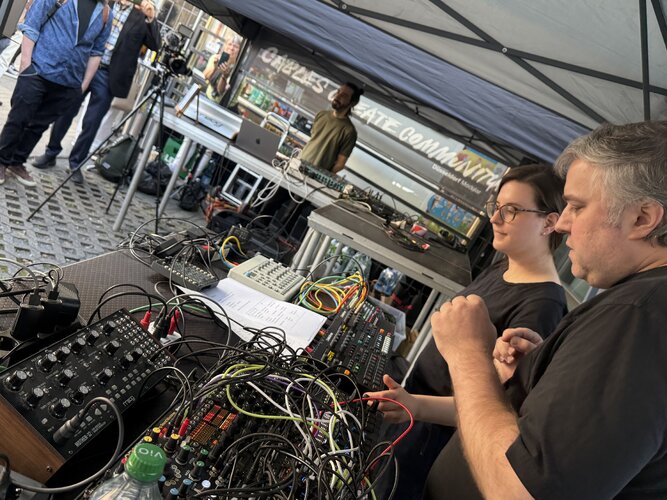 Düsseldorf Modular Performance Büdchentag 7738.jpeg