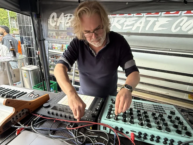 Düsseldorf Modular Performance Büdchentag 7705.webp