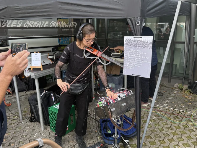 Düsseldorf Modular Performance Büdchentag 7669.jpeg