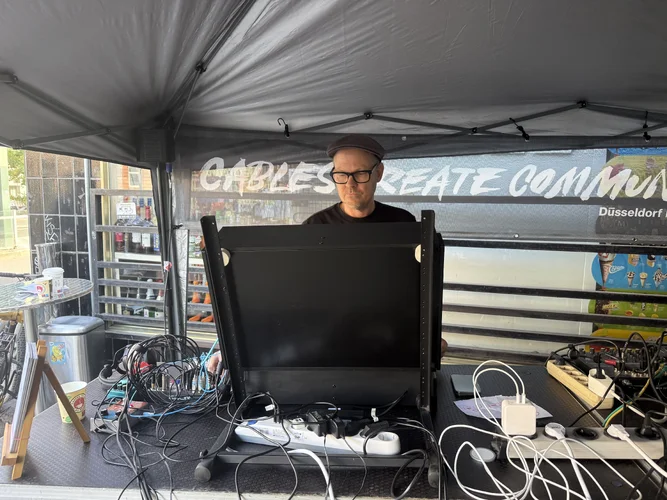 Düsseldorf Modular Performance Büdchentag 7592.webp