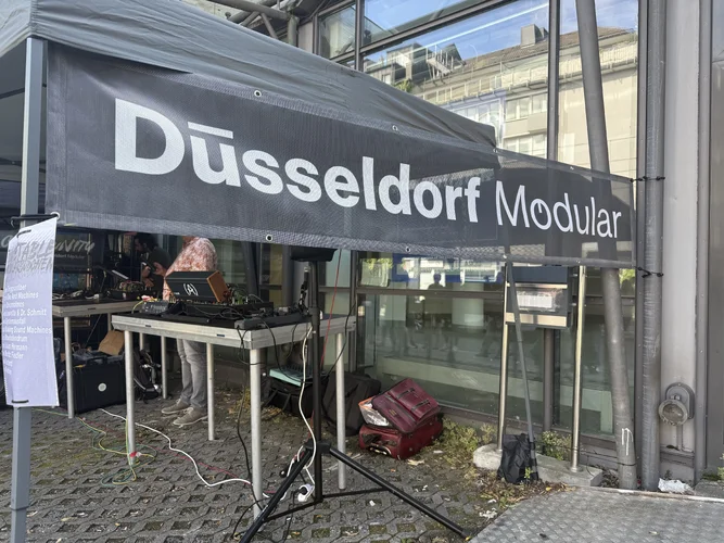 Düsseldorf Modular Performance Büdchentag 7588.webp