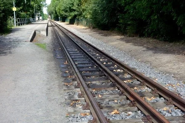 Zweiweggleis 03.webp