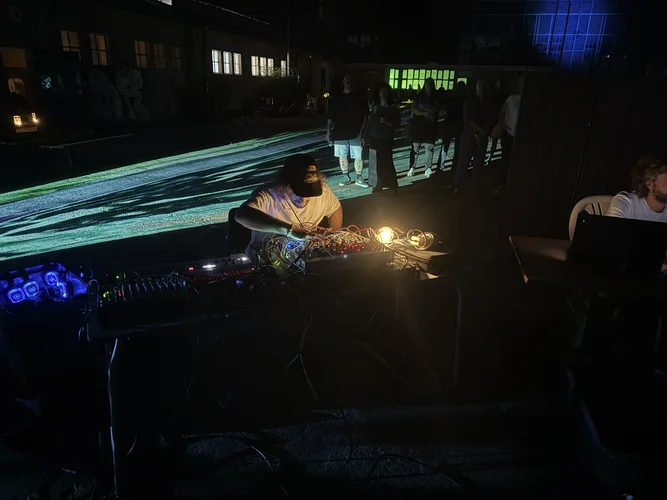 Re-Light CGN 25 1029.webp